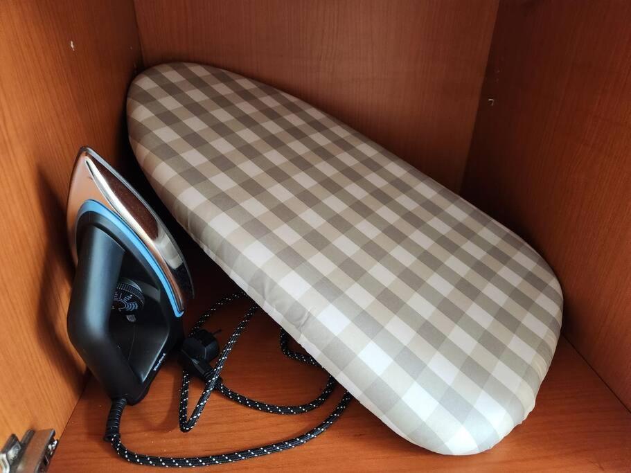 Cute And Cozy House - 5min To Sinsa Station, 1min To Garosugil * Seoul